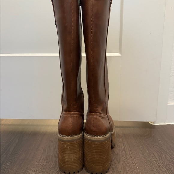 Dolls Kill Brown Heeled Platform Boots - Picture 3 of 3